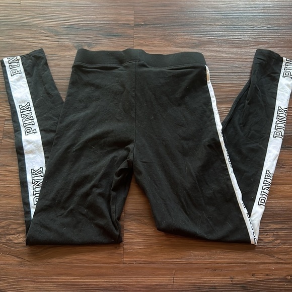 Victoria’s Secret Y2K black and white sweater and leggings set - Picture 8 of 9